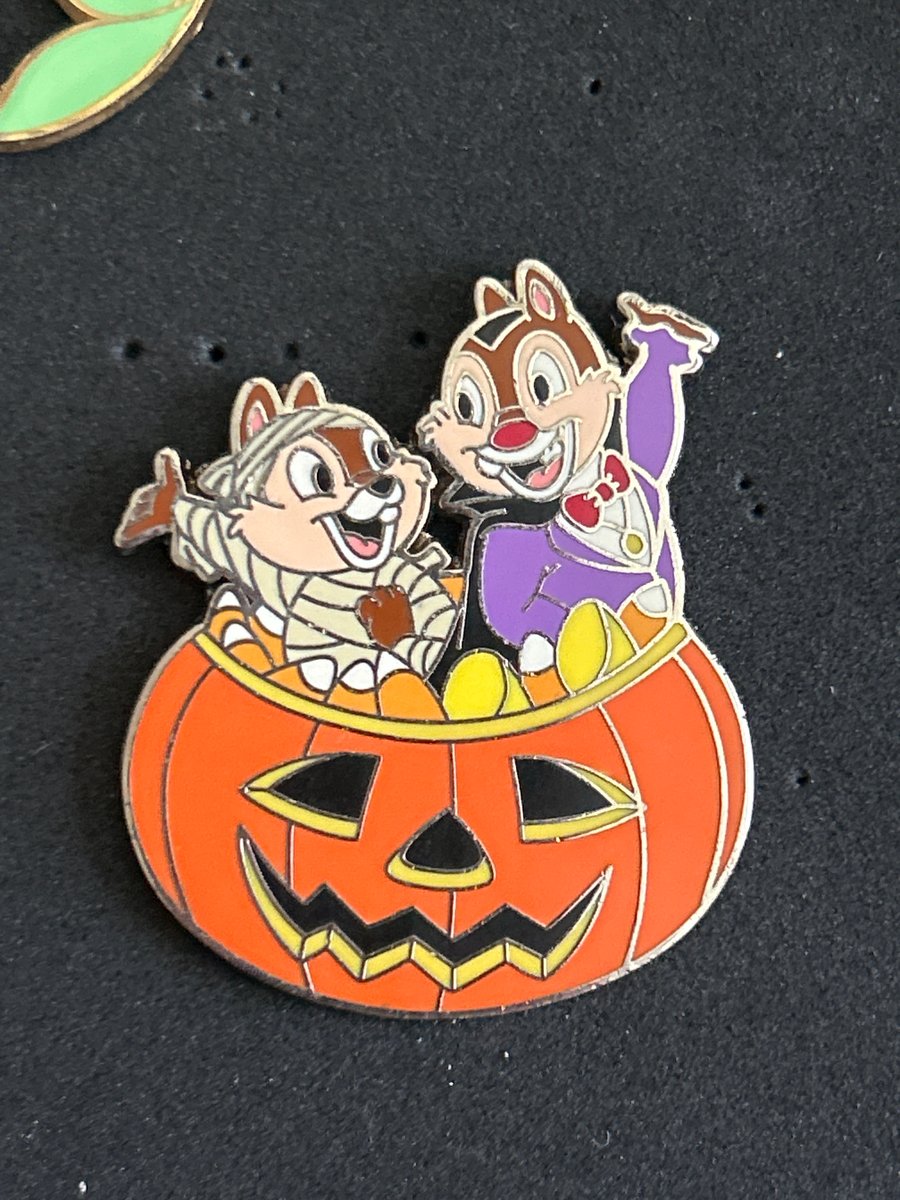 Chip and Dale - Halloween - Booster Collection - Holidays #1 Pin 73613