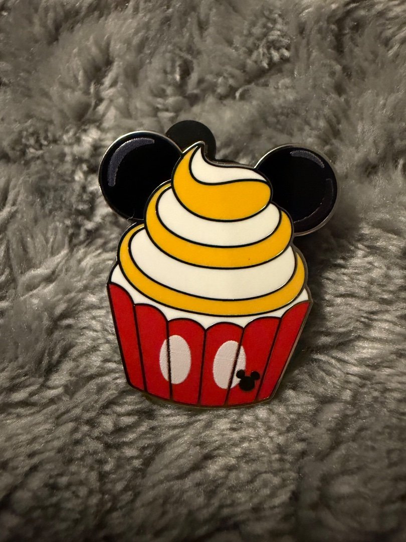 2026 Disney Hidden Pins Wave A Mickey Mouse Treats Cupcake