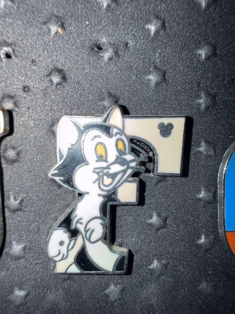 Disney Trading Pin Alphabet Letter Collection - F For Figaro Hidden Mickey
