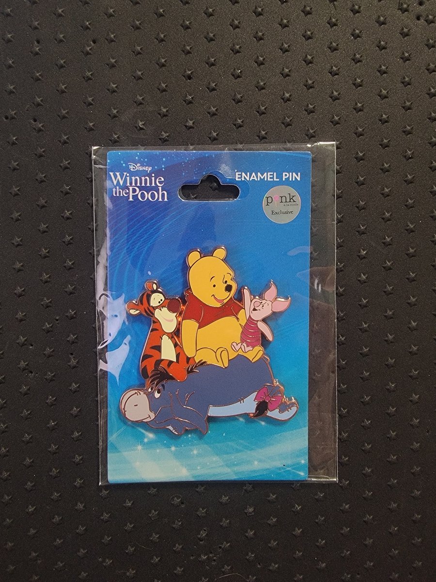 PALM  Winnie the Pooh, Tigger, Eeyore & Piglet Pin