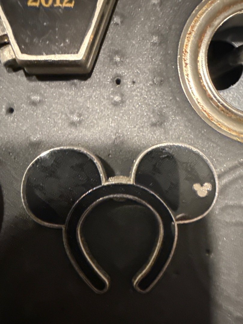 Mickey Mouse Ears Headband Black Individual Disney Park Trading Pin ~ Brand New
