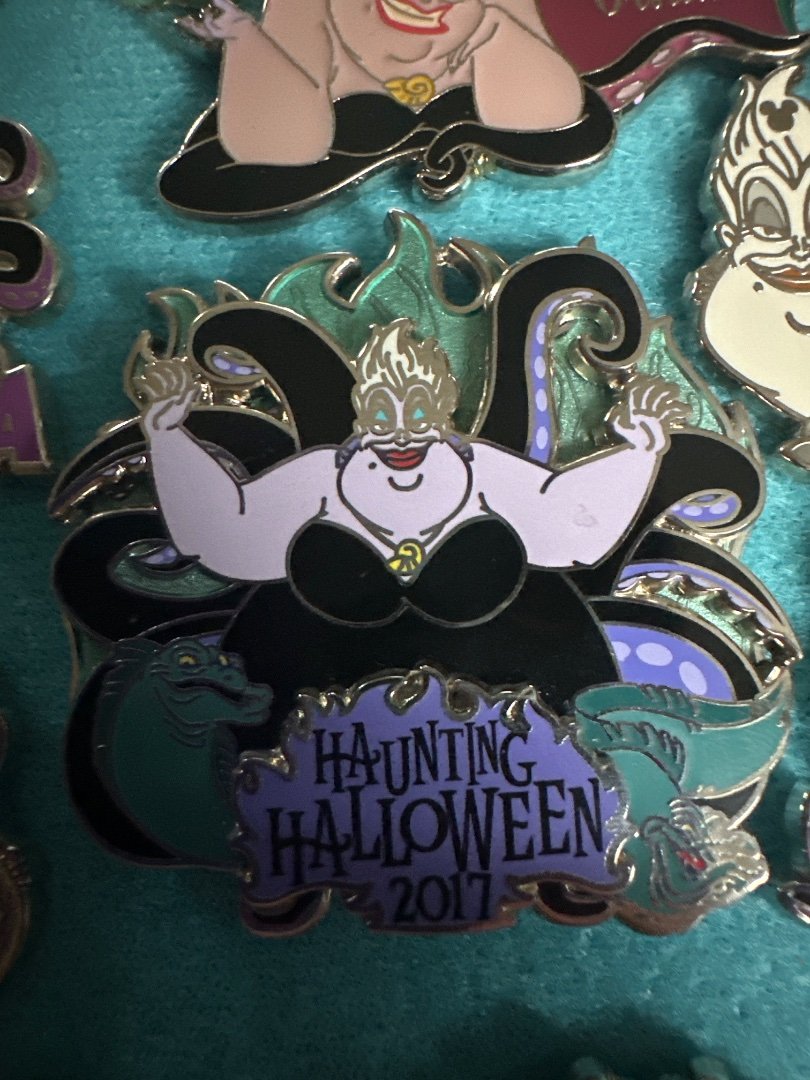 Ursula Haunting Halloween 2017 LE 4500