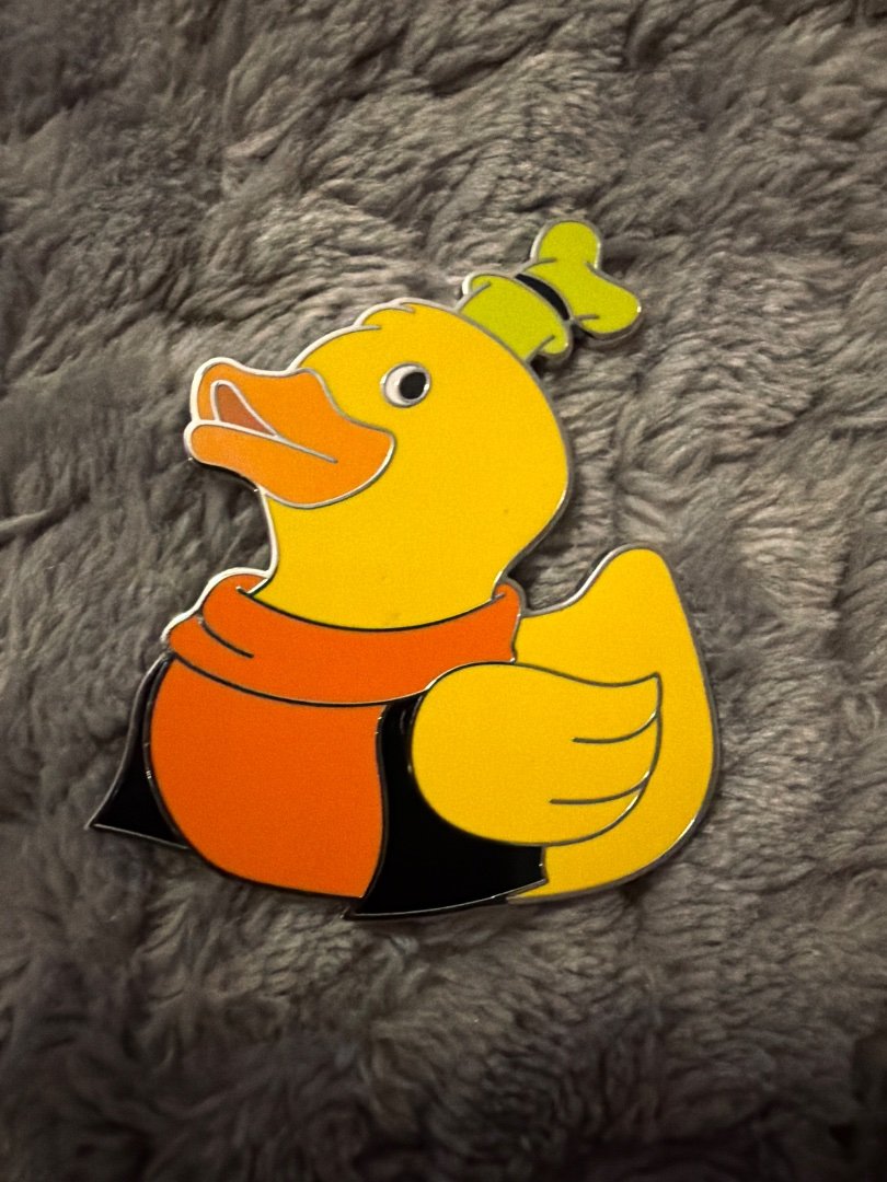 2025 Disney Parks Ducks of Disney Mystery Pin Series 1 Goofy