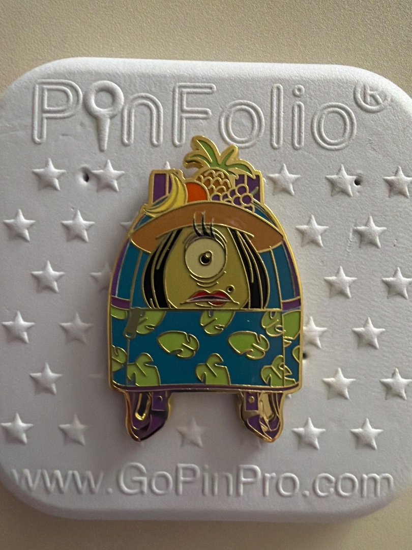 Pleakly as Loungefly Backpack - LoungeFly D23 Exclusive pin - 2-pin set - LR - 2026
