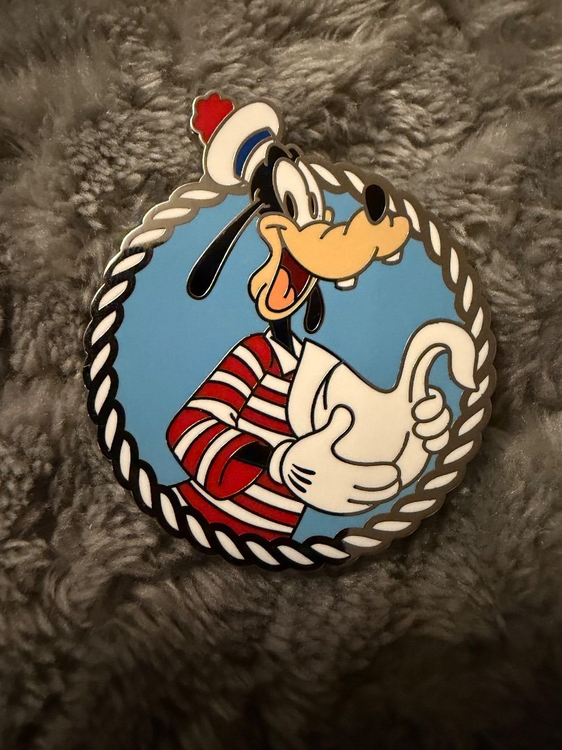 2026 Disney DCL Sailor Goofy Swan Towel Folding Cruise Line Mystery Box Pin